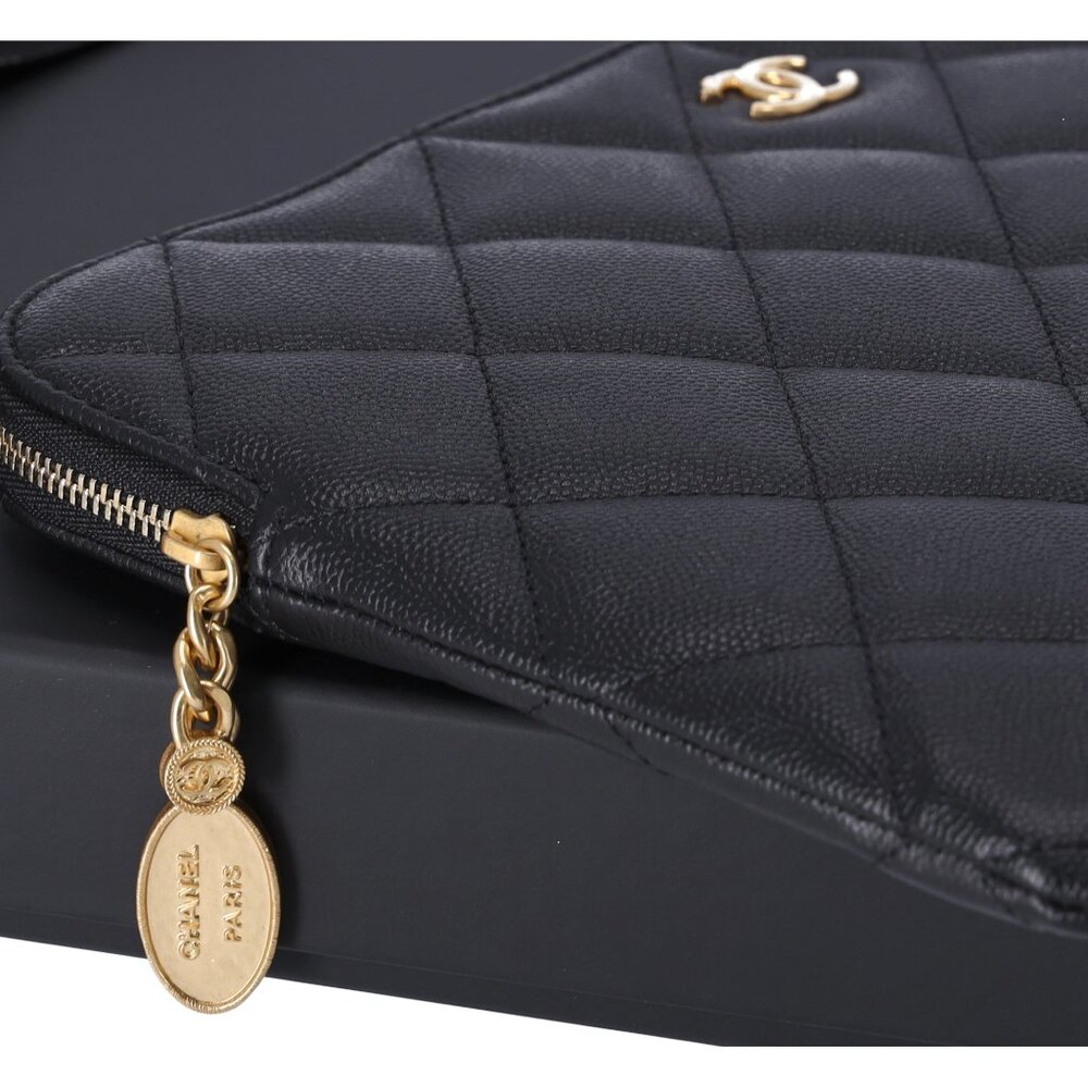 CHANEL Matelasse Clutch Bag Quilted Zip Pouch Black Caviar Leather Full Set - Picture 5 of 9